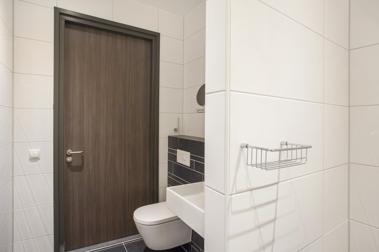 Hotel Bladel Bagian luar foto